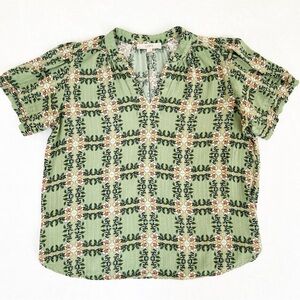 Loft Green Vine Boxy Top Large Pleated Cuff Relaxed Top Spring Summer Vacation